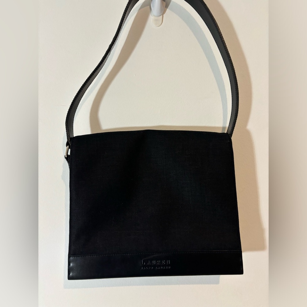 Lauren Ralph Lauren Black Shoulder Bag Dressy Casual Night Out Cocktail Purse